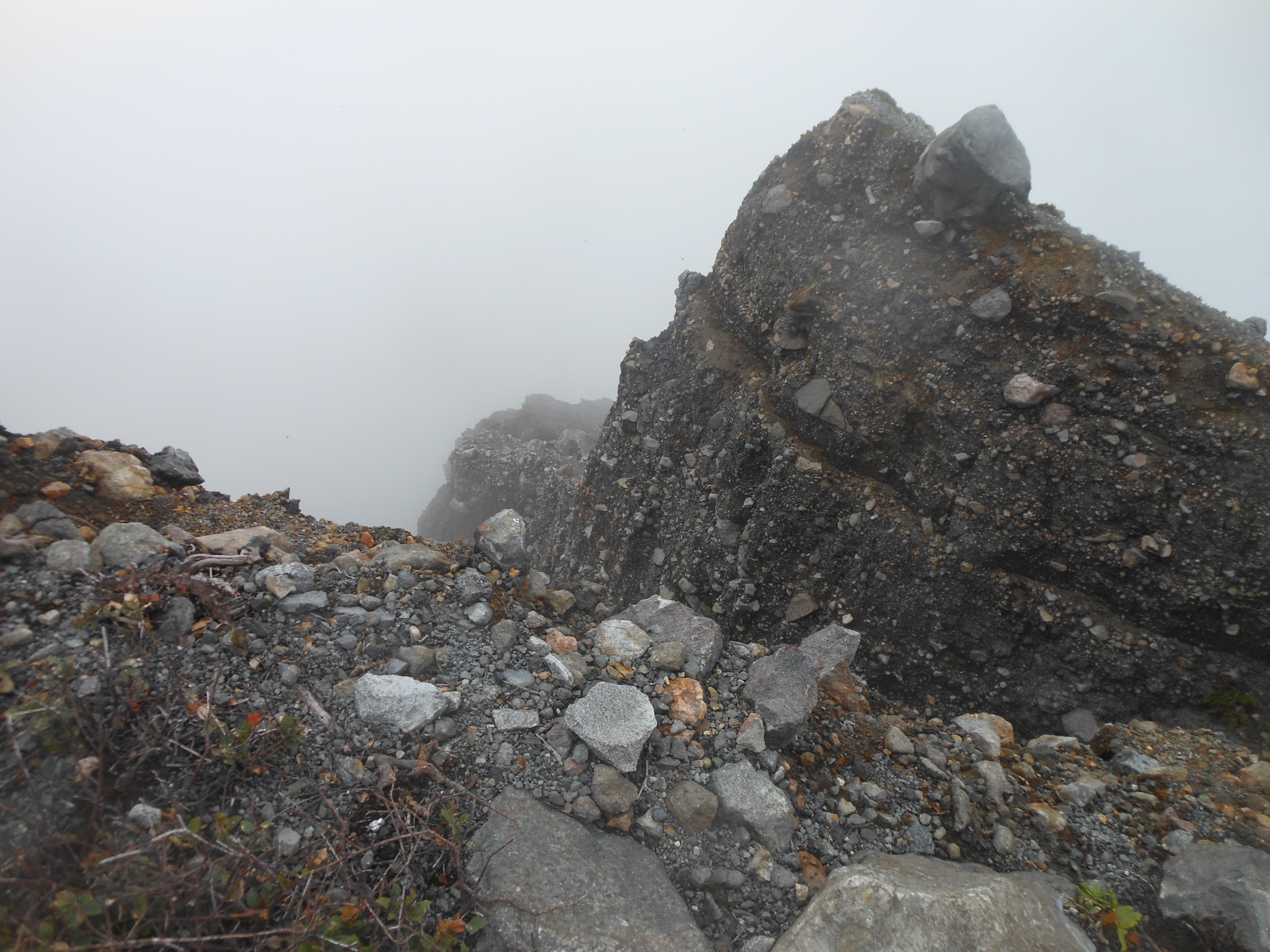 Mount Gamkonora Gunung Bagging